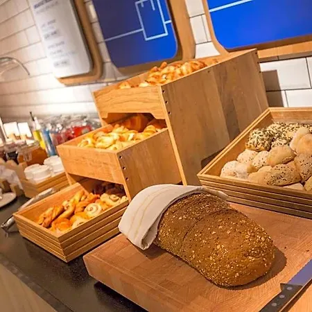 Otel Express Brussels-grand-place By Ihg 3*