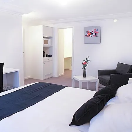 Hotell Satellite *