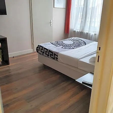 Hotel Queen Mary Bruxelles