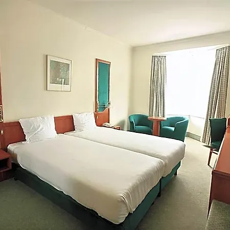 Le Dome Hotel