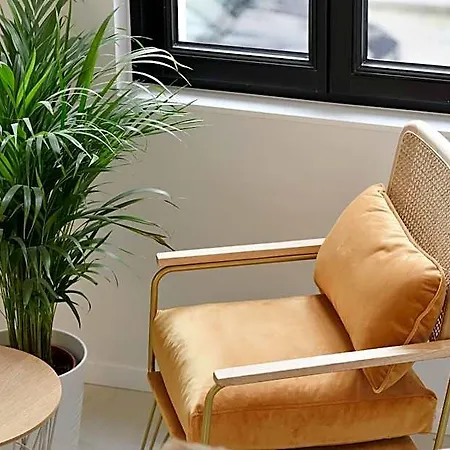 Urban Walls Bed & Breakfast 3*