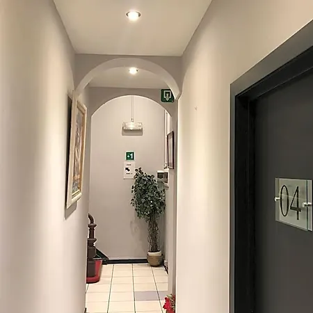 Royal Hotel