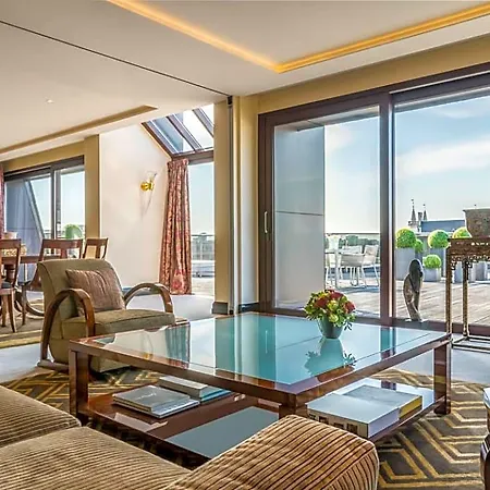 Warwick Grand-place ホテル 4*