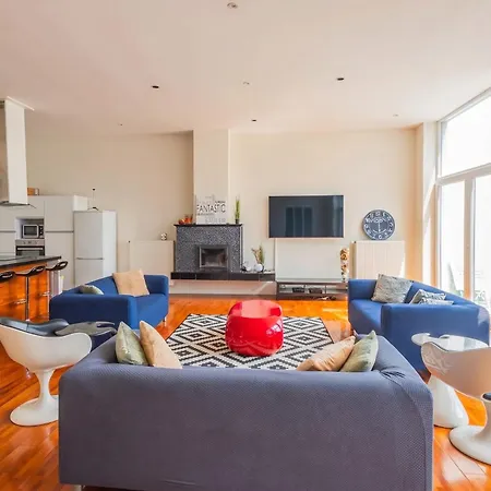 Spacious House With Large Garden In Jette