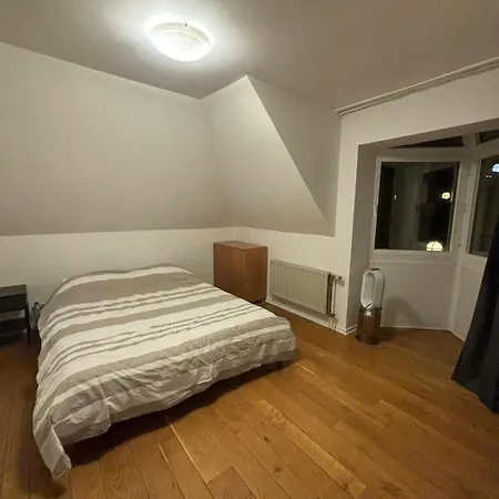 En-suite With Private Bathroom Pensionat Bryssel