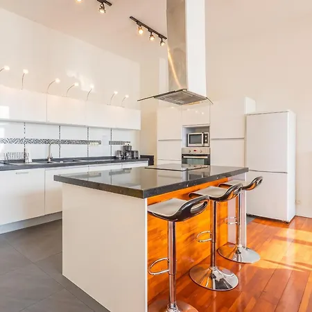 Spacious House With Large Garden In Jette * Brüsszel