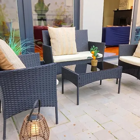 Spacious House With Large Garden In Jette