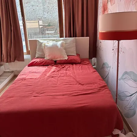 Gasthof Tastefully-decorated Bedroom With Garden Access 3*