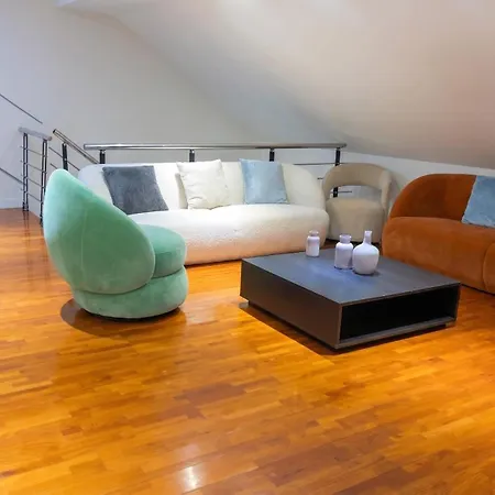 Spacious House With Large Garden In Jette