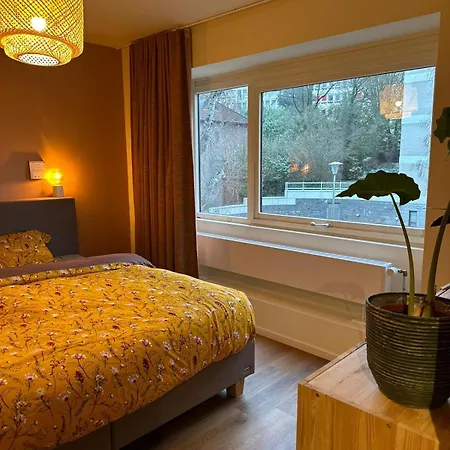 Charming 2-bedroom With Big Balcony Brussels