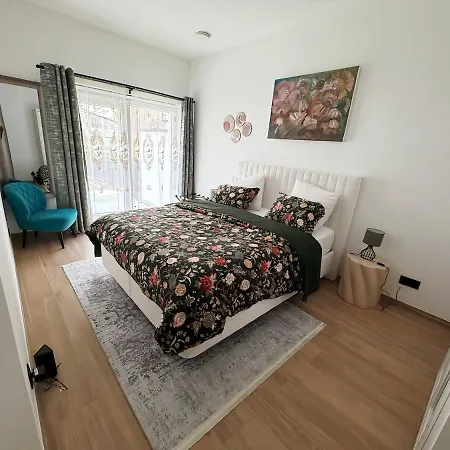 Bright & Stylish 2br Quiet Terrace Apartment Brussels