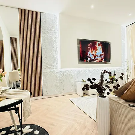 Entire Apartment, High Standing, Modern And Cozy