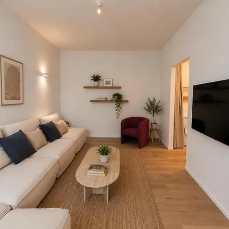Maison *