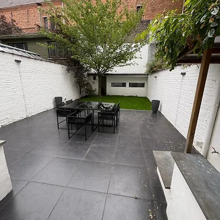 Beautiful With Garden *