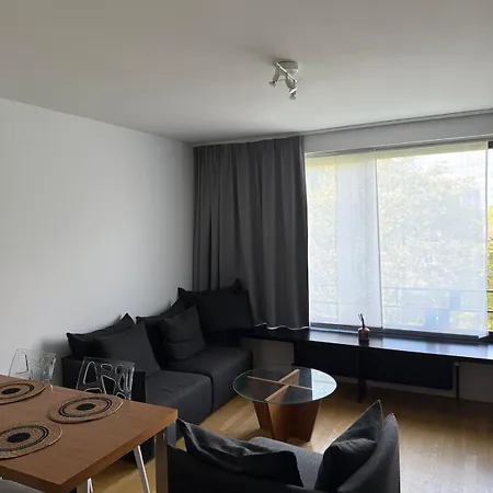 Flower District 1 Bedroom Lägenhet *