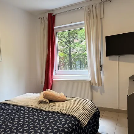 Lägenhet Luxueux Calme Avec Jardin & Terrasse Metro Direct Centre De *