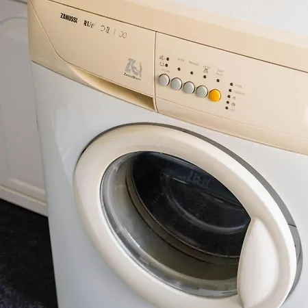 Apartment Brugman Area Self Check In For 5