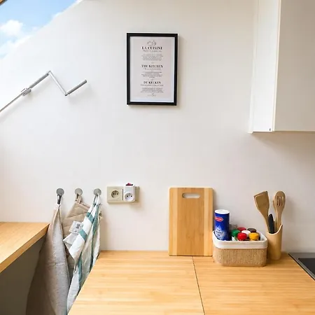 Enjoy Louise-sablon Apartment *