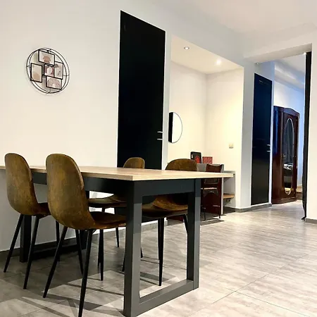 Modern Flat - Saint-gilles - 4p Apartment