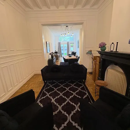 Apartment Beautiful With Garden