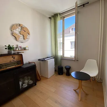 Urban Elegance Steps From Eu Madou & Historic Center Of