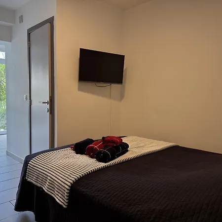 Luxueux Calme Avec Jardin & Terrasse Metro Direct Centre De * Bryssel