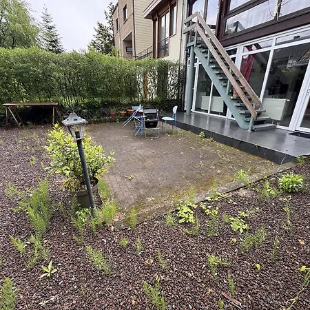 Lägenhet Luxueux Calme Avec Jardin & Terrasse Metro Direct Centre De Bryssel