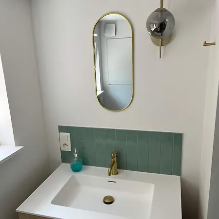 Chic Chatelain - Parking Calm Apartment