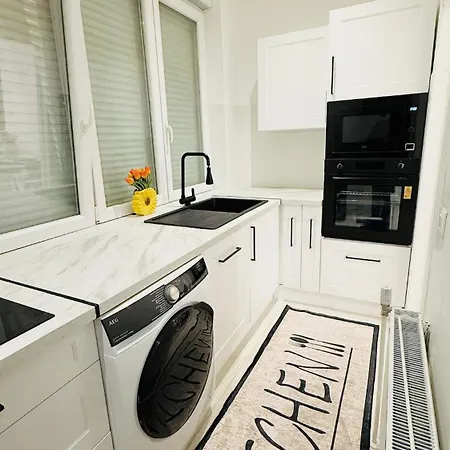 Entire Apartment, High Standing, Modern And Cozy *