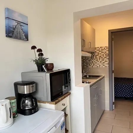 Lägenhet Luxueux Calme Avec Jardin & Terrasse Metro Direct Centre De
