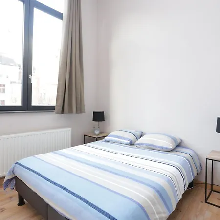 Eu Flats Lägenhet *