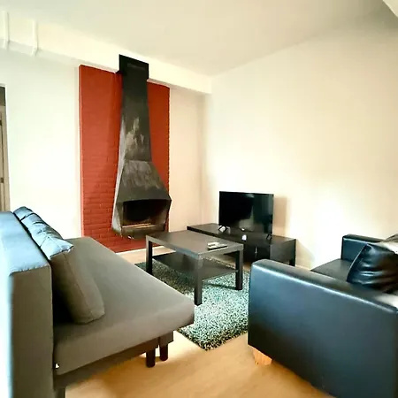 3 Min To The Grand-place - 5 Min To Manneken Pis & Sleeps 6 People Brussels