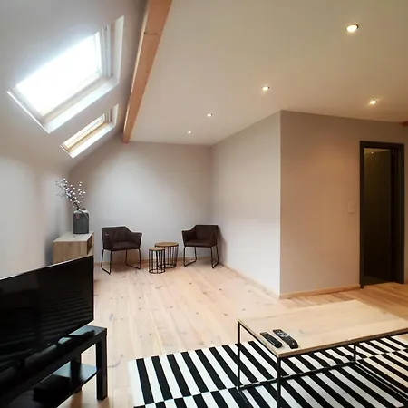 Eu Flats