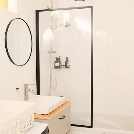 Bright & Modern 2 Bedroom In Ixelles Bryssel