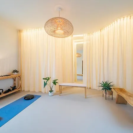 Lägenhet Your Wellness Sanctuary - Private Sauna And Gym *