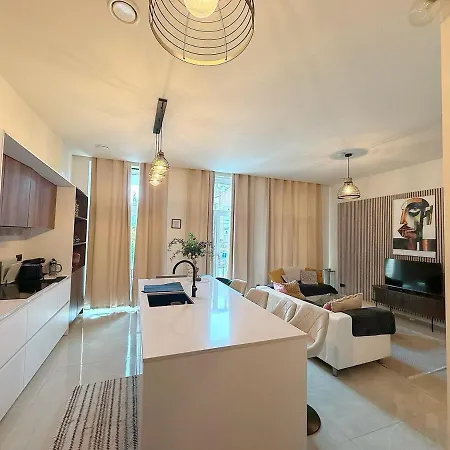 Bright & Stylish 2br Quiet Terrace * Brussels