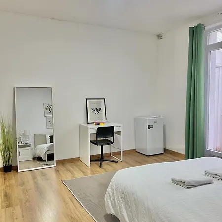 Spacious For 6 Nr Center Of *