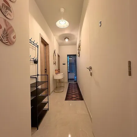 Bright & Stylish 2br Quiet Terrace *