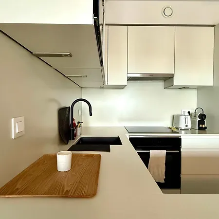 So Cosy And Modern 1bed & Gare Du Midi Dox Apartment Brussels