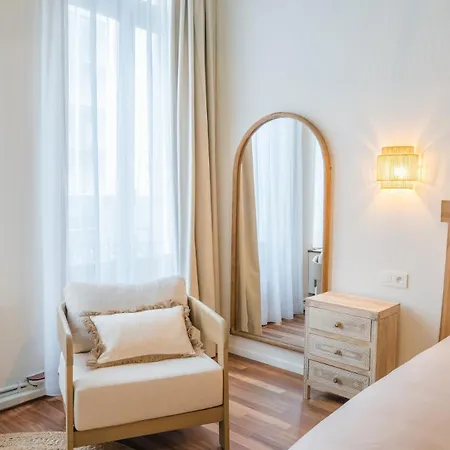 Lägenhet Your Wellness Sanctuary - Private Sauna And Gym Bryssel