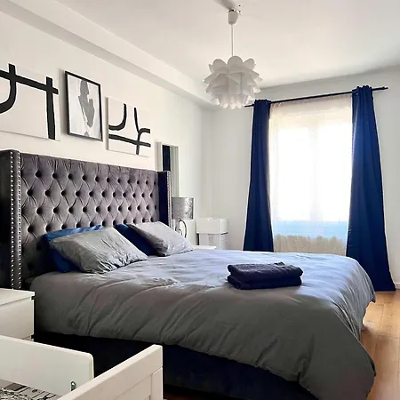 Family & Cosy For Up To 9 Guests Near Midi Station * Brussels