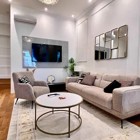 Family & Cosy For Up To 9 Guests Near Midi Station Apartment Brussels