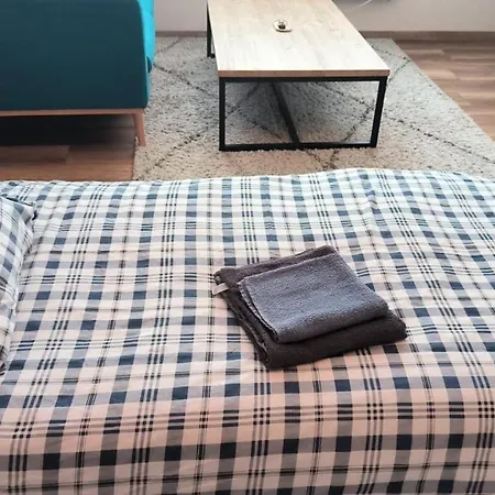 Stylish & Modern In Centre