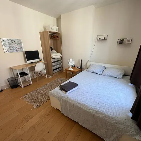 Bright 2 Bedroom Perfectly Located Lägenhet Bryssel