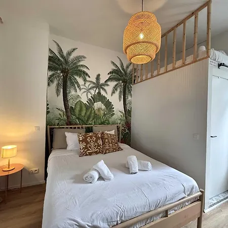 Stylish In Chatelain - Parking & Comfort