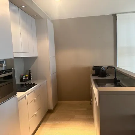 2chambres En Plein Centre De *