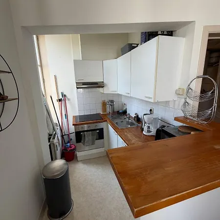 Lägenhet Bright 2 Bedroom Perfectly Located Bryssel