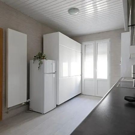 Cozy, Bright 2-bedroom Duplex In Brussels-laeken * Bryssel