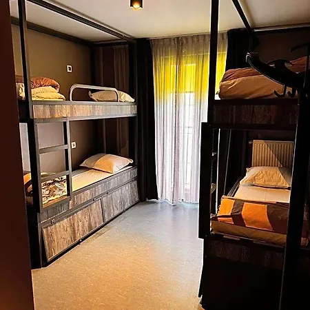 Brxxl 5 Centre Albergue *