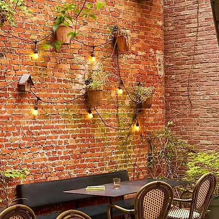 Otel Latroupe Jardin Secret Brüksel